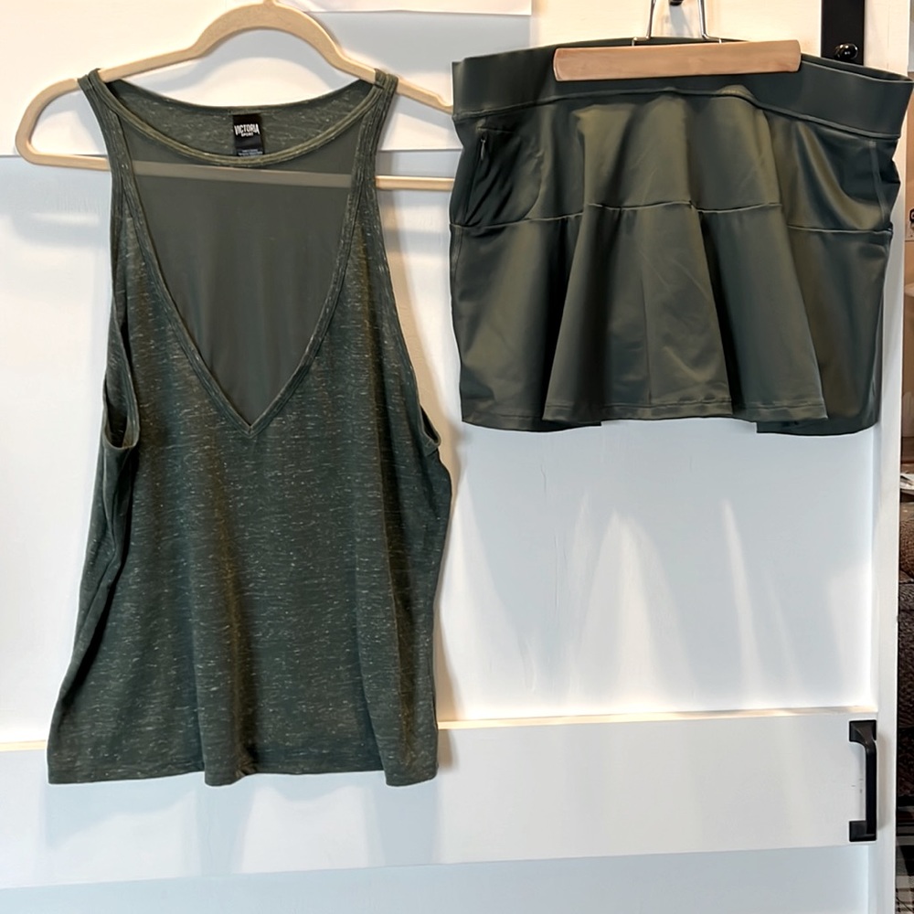 Victoria Sport Green Sport Tank and Skort set Size Large